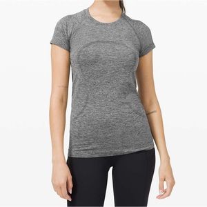 LULULEMON 🍋 Swiftly Tech 2.0 Short Sleeve Tee Size 10